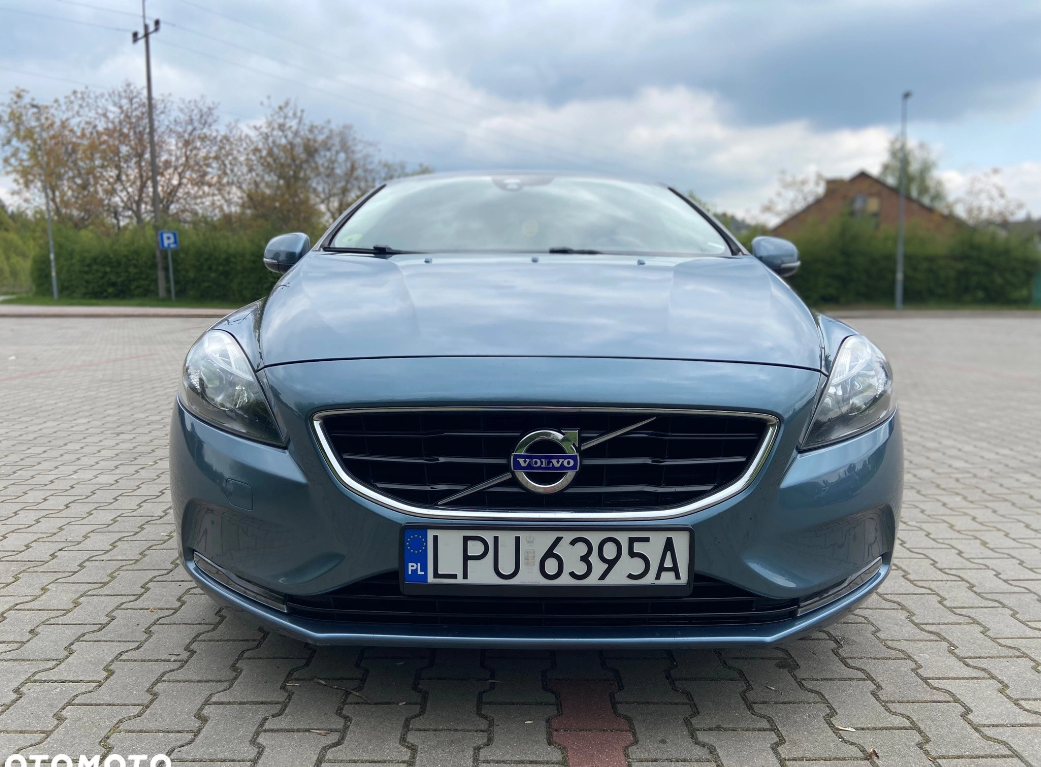 Volvo V40 cena 34300 przebieg: 236500, rok produkcji 2012 z Puławy małe 301